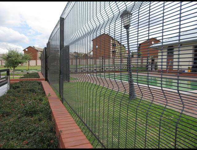 2 BEDROOM APARTMENT FOR SALE IN SAGEWOOD